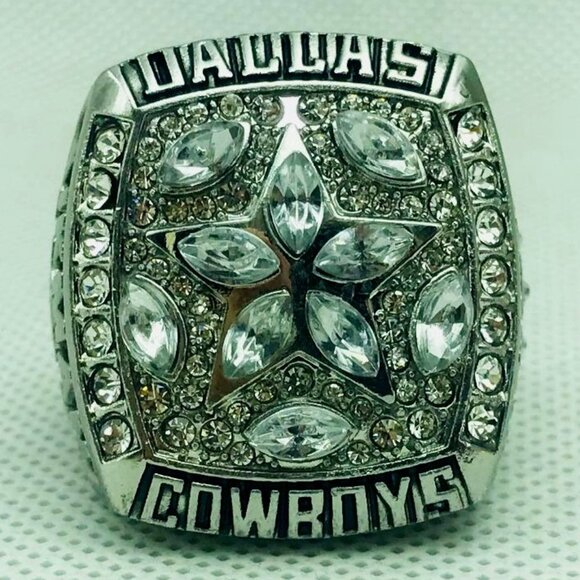 Dallas Cowboys Championship Ring... Fast shipped from USA - Picture 2 of 4